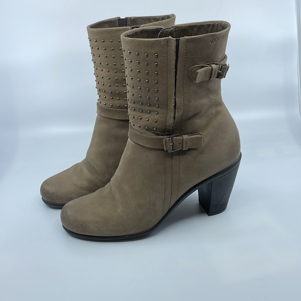 Ecco suede studded heeled ankle boots